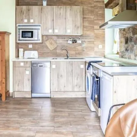 La Tienda De Abajo Appartement *